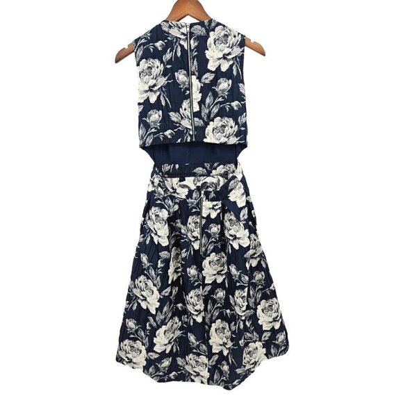 Eva Mendes Cut Out Dress Size 4 Crinkle Textured Floral Stretch Umbrella Blue - Picture 6 of 15